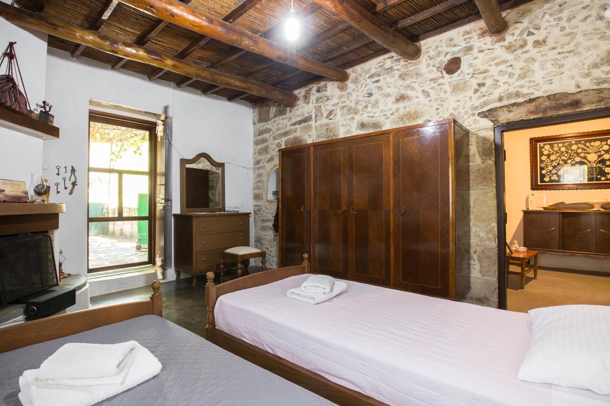 Sofiana'S Garden Retreat With Private Pool Apartment Dhrapanias Exterior photo