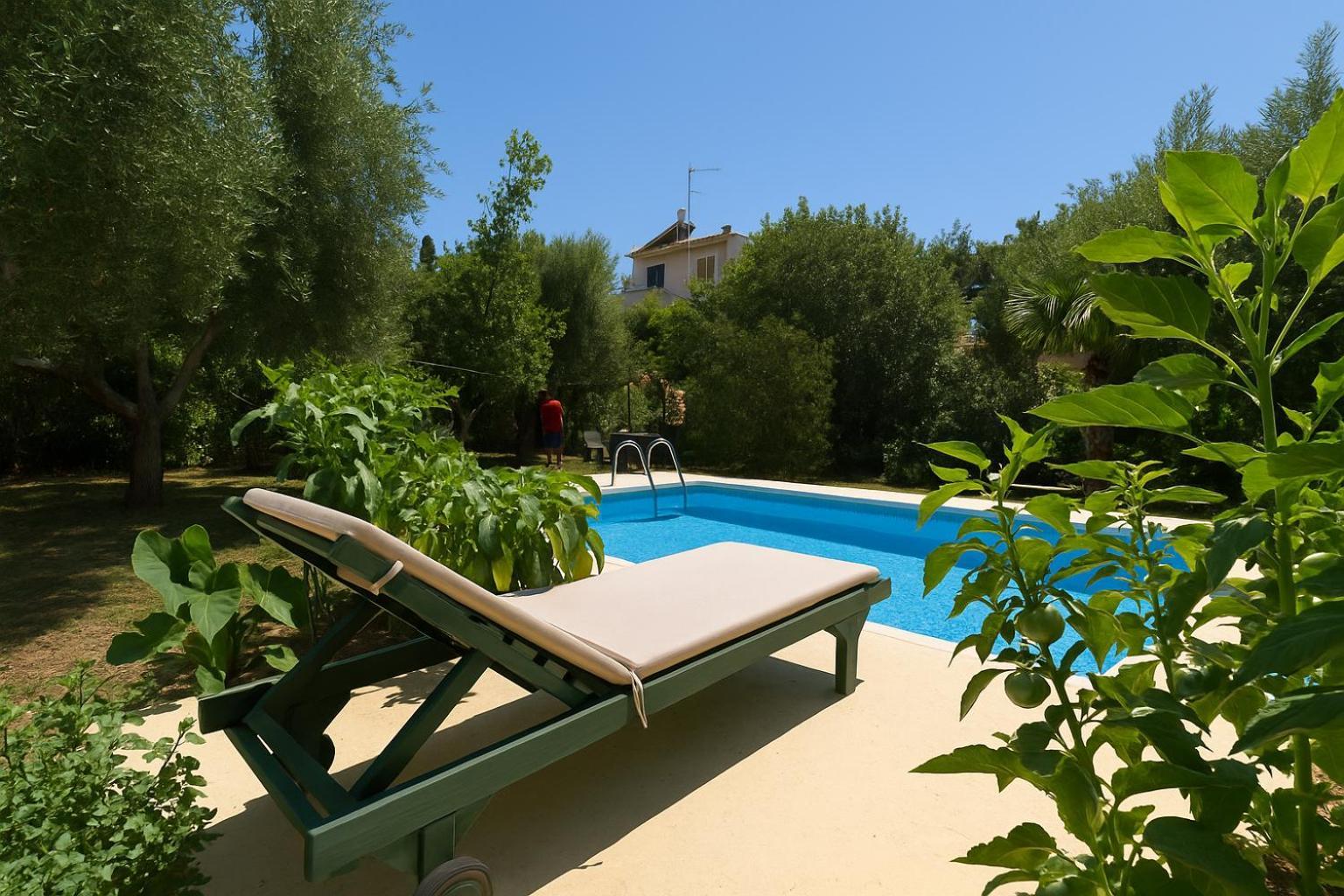 Sofiana'S Garden Retreat With Private Pool Apartment Dhrapanias Exterior photo